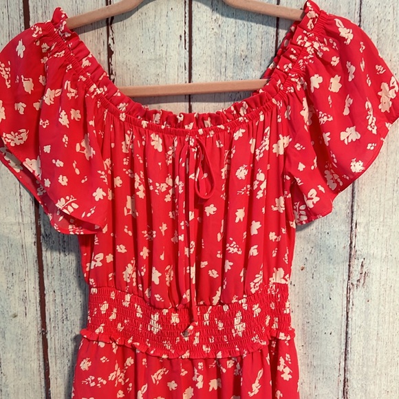 NWT Pink Floral midi Dress from Sienna Sky - Picture 3 of 9